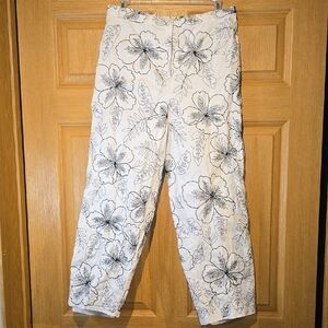 Talbots Black and White Floral Print Capris